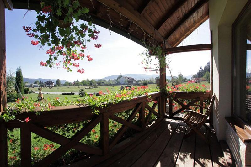 Pensiunea Inima Bucovinei Frasin Kamer foto